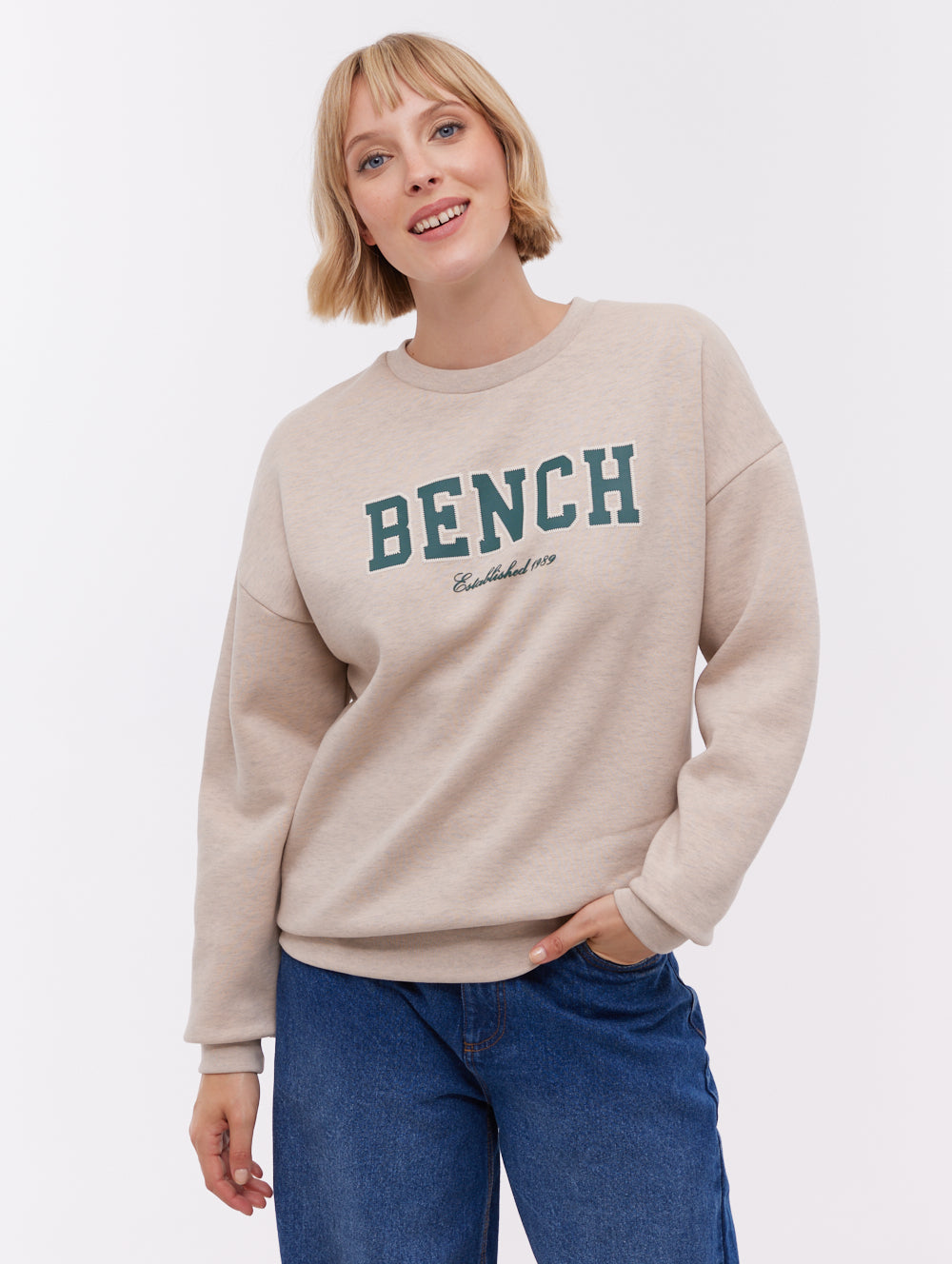 Ercie Collegiate Crew Neck - Beige